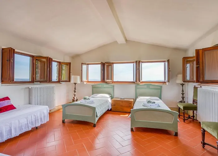 2 Bedroom Lovely In *